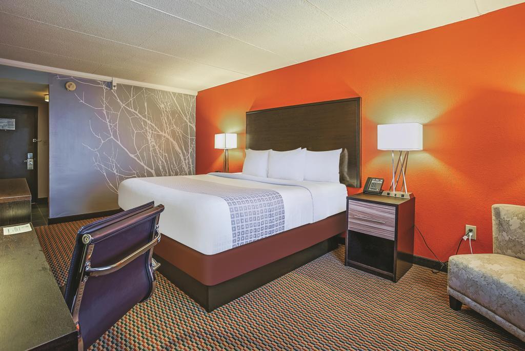 Holiday Inn & Suites Philadelphia-Runnemede/Exit 3-New Jersey Turnpike Ngoại thất bức ảnh