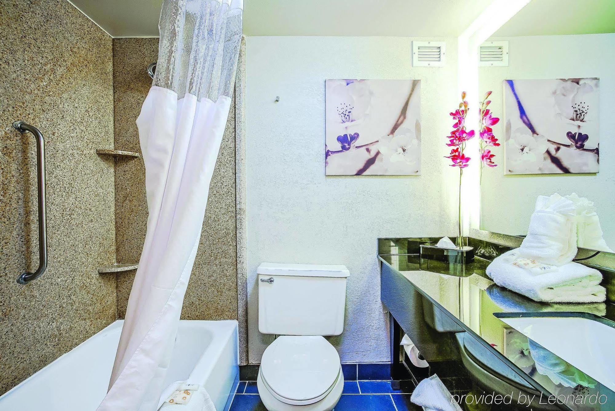 Holiday Inn & Suites Philadelphia-Runnemede/Exit 3-New Jersey Turnpike Ngoại thất bức ảnh